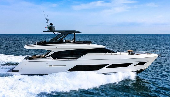 Ferretti Yachts 720