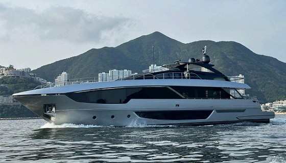 Riva 102’Corsaro Super