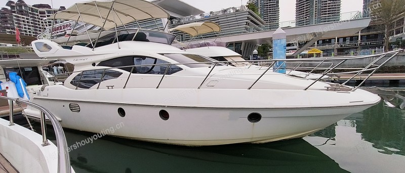 Azimut 43