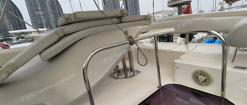 Azimut 43